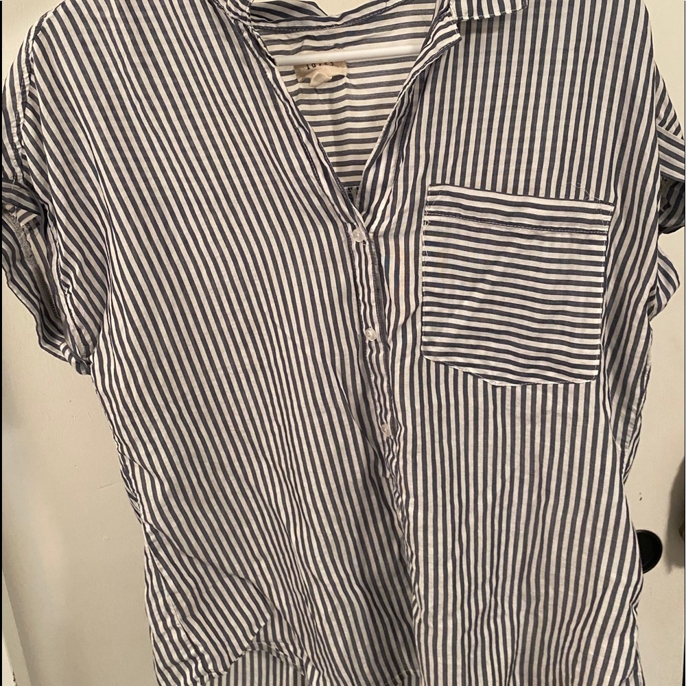 Short sleeve button up blouse